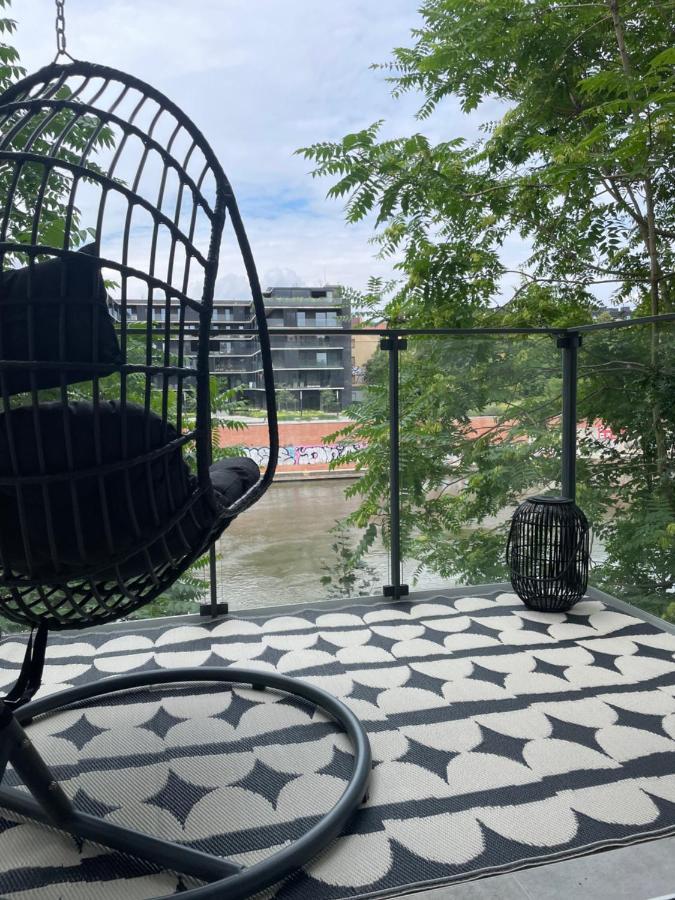 Apartamento Przy Bulwarze - By The River Breslavia Exterior foto